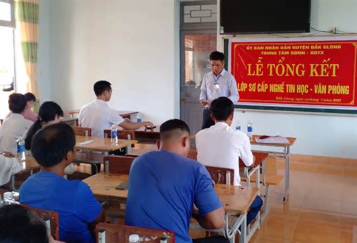 Đắk Glong mở nhiều lớp dạy nghề nâng cao trình độ nguồn nhân lực