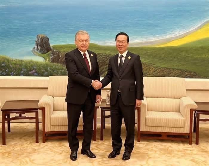 Việt Nam coi trọng phát triển quan hệ hữu nghị với Uzbekistan
