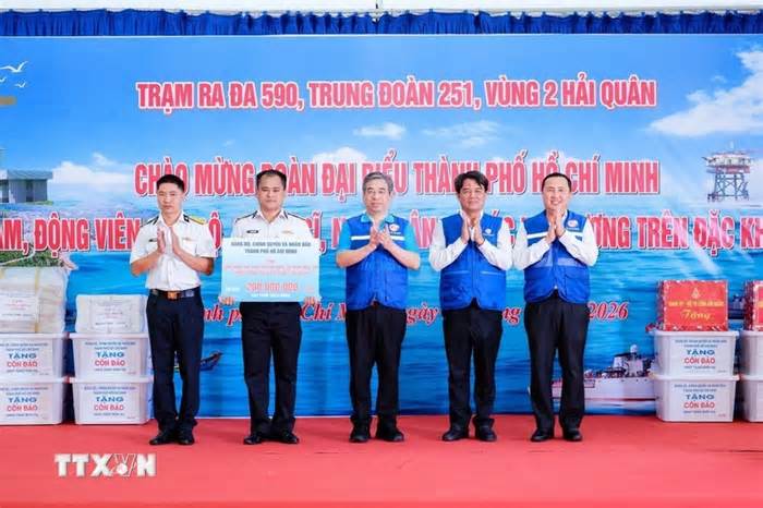 Nghĩa tình hậu phương dành cho tuyến đầu