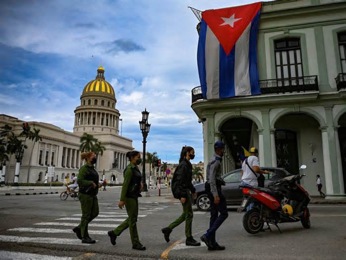 Hàn Quốc thiết lập quan hệ với Cuba