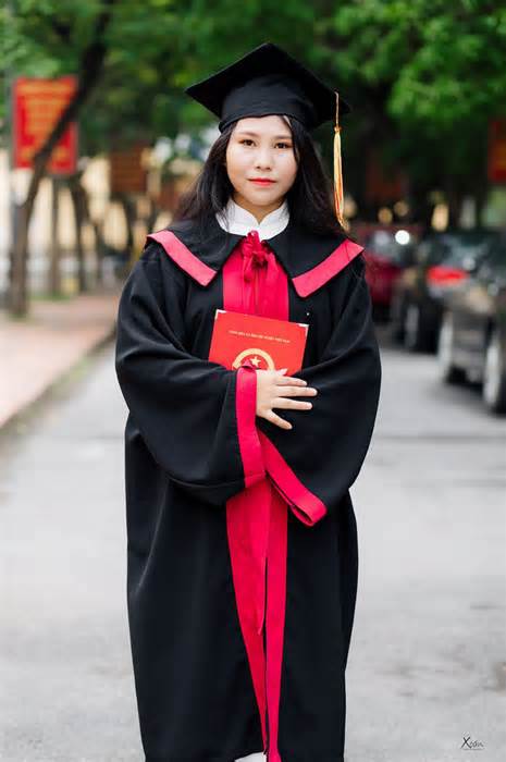 Đường trở thành luật sư của cô gái Mông ba lần bị bắt làm vợ