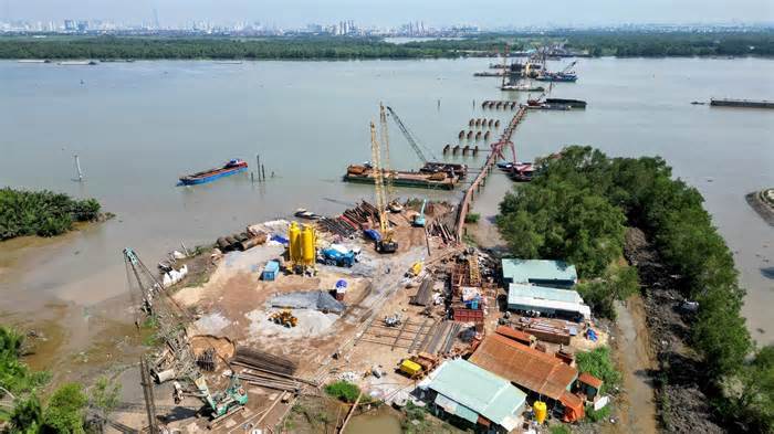 Bàn giao hơn 14 ha mặt bằng dự án Vành đai 3 - TPHCM đoạn qua tỉnh Đồng Nai