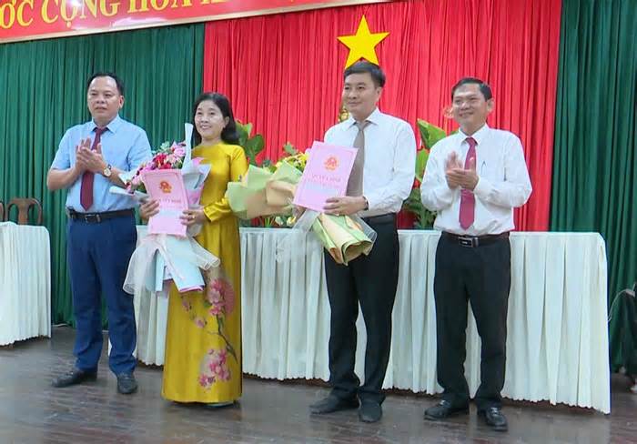 Miễn nhiệm bà Vũ Thị Minh Châu, Chủ tịch UBND huyện Trảng Bom tỉnh Đồng Nai