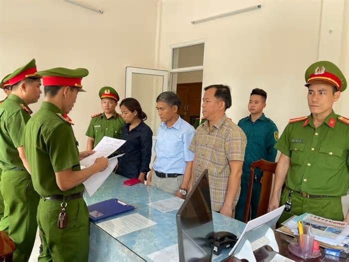 Nhận hối lộ, 3 nguyên Trưởng phòng GD&ĐT huyện ở Quảng Nam bị bắt