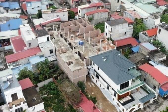 Hải Phòng: Vợ chủ tịch phường bị xử phạt vì xây dãy 9 căn nhà trái phép