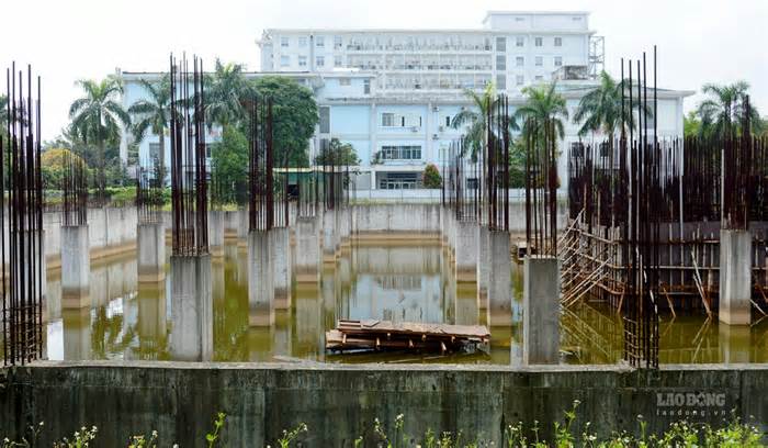 Quảng Ngãi thu hồi khu đất dự án bệnh viện nghìn tỉ đồng