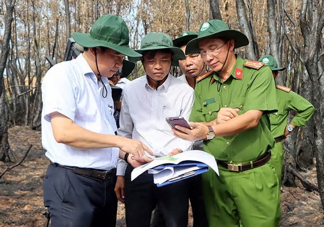 Chủ tịch Đồng tháp yêu cầu trồng lại rừng bị cháy ở Vườn Quốc gia Tràm Chim