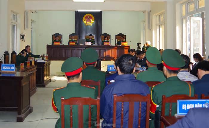 Tổng giám đốc Công ty Việt Á Phan Quốc Việt bị đề nghị mức án 26 năm tù