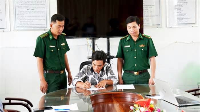 Một tàu cá bị xử phạt hơn 500 triệu đồng vì vi phạm vùng biển nước ngoài