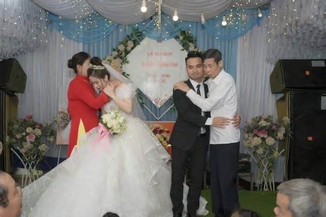Đám cưới gây sốt ở Phú Thọ: Mẹ chồng làm cỗ linh đình, gả con dâu lấy chồng