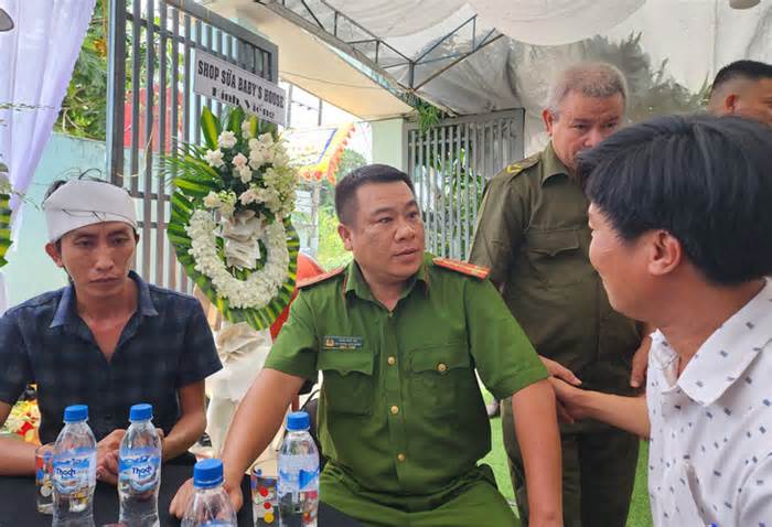 Công an kể lại khoảnh khắc lao vào khống chế hung thủ truy sát cả nhà ở Quảng Ngãi