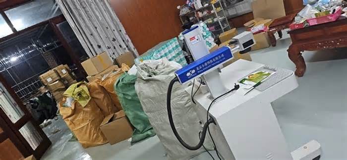 Thủ đoạn tinh vi của đường dây sản xuất thuốc giả, bán trên Shopee, TikTok