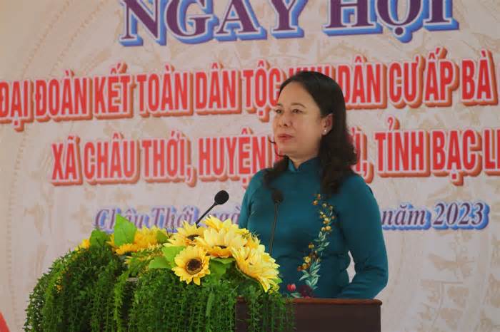 Phó Chủ tịch nước Võ Thị Ánh Xuân dự ngày hội Đại đoàn kết tại Bạc Liêu