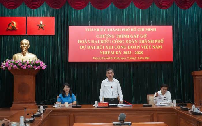Mang tâm tư, nguyện vọng của người lao động TPHCM đến Đại hội XIII Công đoàn Việt Nam