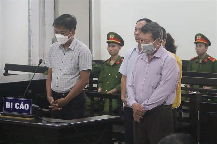 Cựu giám đốc CDC Khánh Hòa bị phạt 3 năm 6 tháng tù
