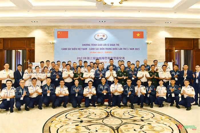 Giao lưu sỹ quan trẻ Cảnh sát Biển Việt Nam-Trung Quốc lần thứ 3