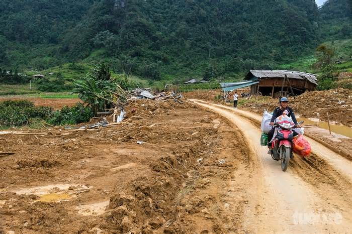 Lũng Lỳ sau sạt lở tang thương làm 9 người chết