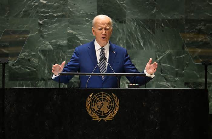 Ông Biden khẳng định Mỹ và đồng minh 'sát cánh Ukraine'