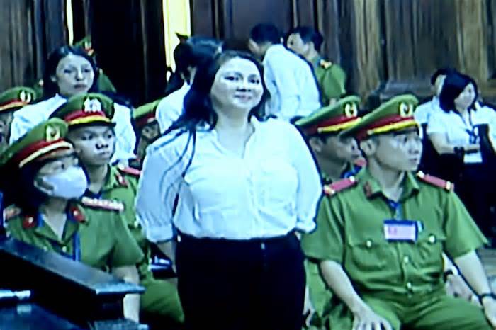 Tòa bác đề nghị hoãn phiên xét xử bà Nguyễn Phương Hằng