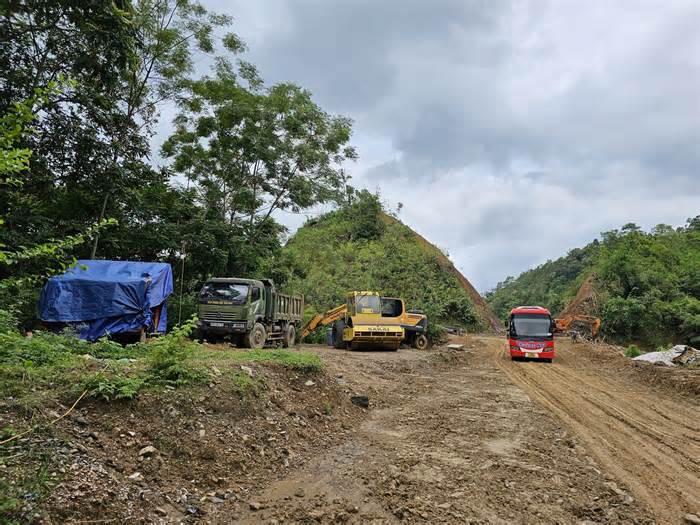 Chậm tiến độ xóa điểm đen tai nạn giao thông, loạt tỉnh miền núi phía Bắc bị nhắc nhở