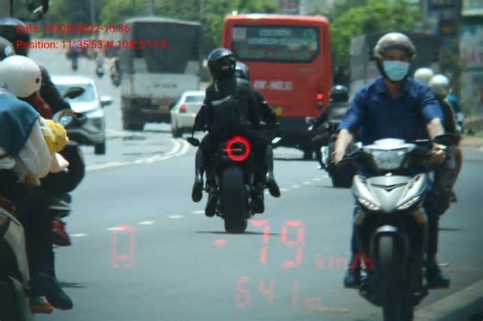 Lỗi chạy quá tốc độ từ 5 - 10 km/h sẽ bị phạt bao nhiêu tiền?