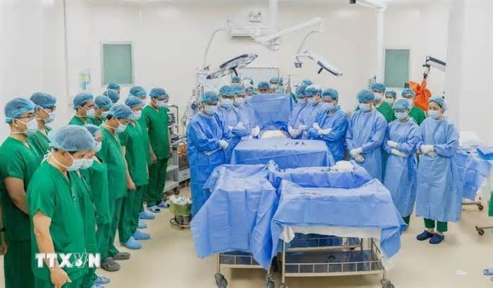Bé gái 13 tuổi hồi sinh nhờ quả tim hiến tặng của một người đàn ông chết não