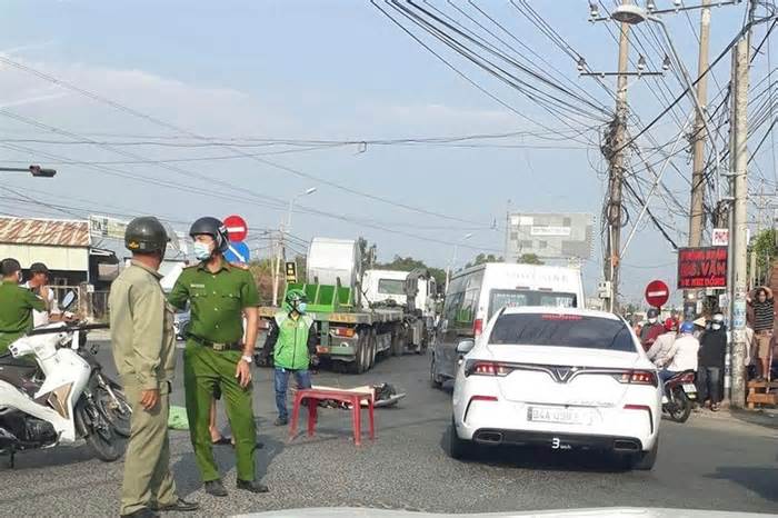 'Hung thần tỉnh lộ' ở Long An gây lo sợ cho dân