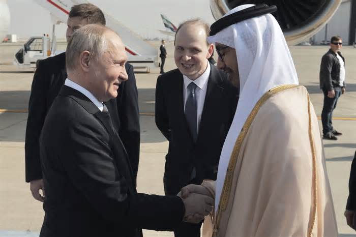 Ông Putin: Quan hệ Nga - UAE đạt mức chưa từng có
