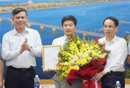 Quảng Bình có Giám đốc Sở Xây dựng thay giám đốc cũ xin nghỉ hưu trước tuổi
