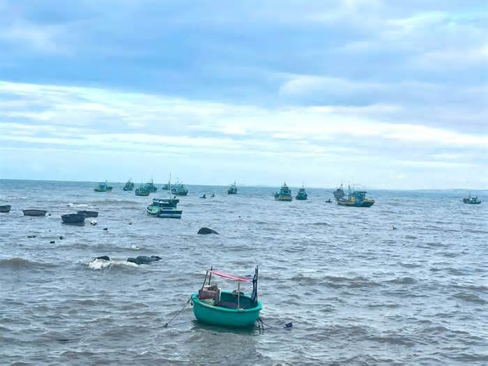 Ngư dân Quảng Ngãi mất tích khi đang đánh bắt ở Trường Sa