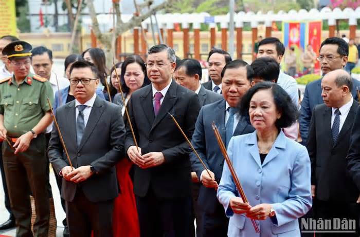 Khánh thành công trình tôn tạo Di tích Bác Hồ về thăm Tập đoàn Chí Hòa