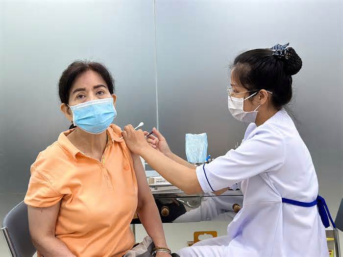 Đã tiêm vaccine phế cầu 13 có nên tiêm tiếp phế cầu 23?