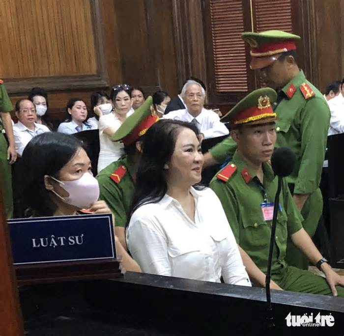 Kiến nghị làm rõ hành vi của ông Huỳnh Uy Dũng từ tố cáo của con trai bà Phương Hằng