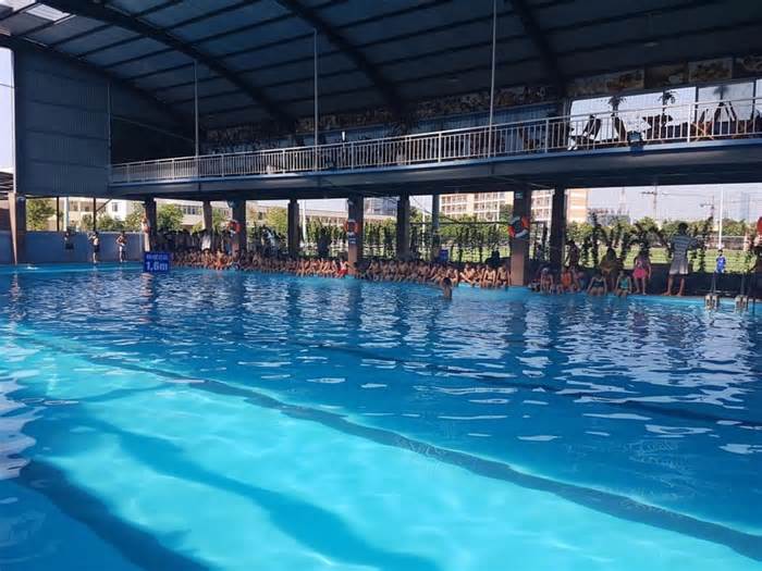 Bộ Giáo dục và Đào tạo yêu cầu xử lý vụ học sinh tử vong tại bể bơi trường học