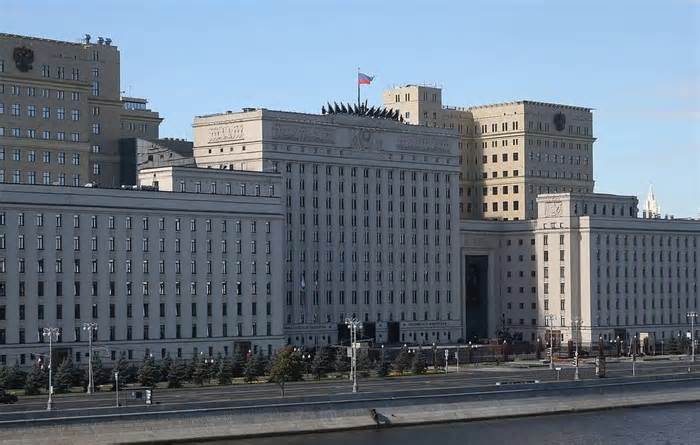 Ukraine tuyên bố đánh sập máy chủ của Bộ Quốc phòng Nga