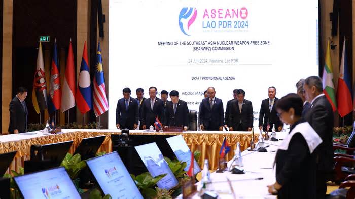 Ngoại trưởng các nước ASEAN mặc niệm Tổng bí thư Nguyễn Phú Trọng