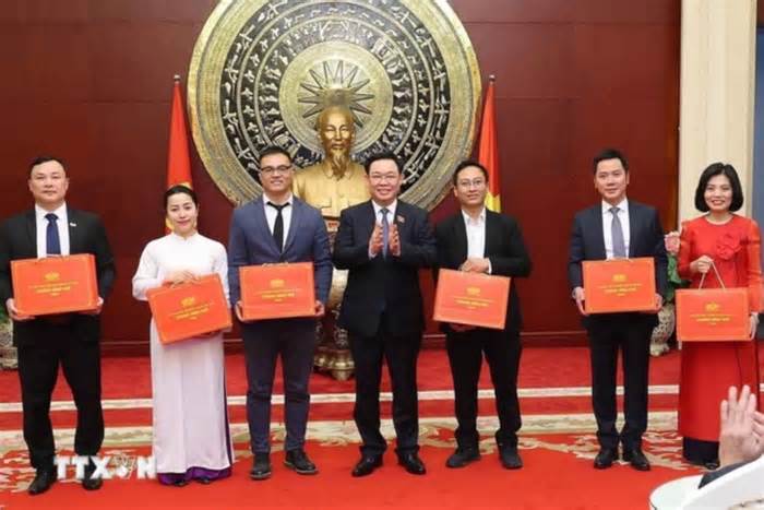 Chủ tịch Quốc hội yêu cầu triển khai hiệu quả hơn cơ chế hợp tác Việt-Trung