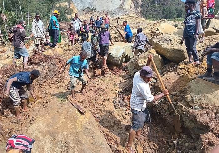 Hơn 2.000 người bị chôn vùi trong lở đất Papua New Guinea