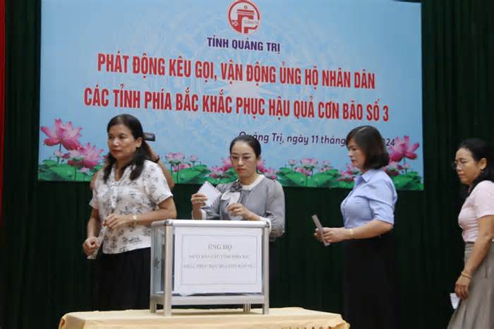 Chỉ trong buổi chiều, Quảng Trị huy động hơn 4 tỉ ủng hộ các tỉnh phía Bắc