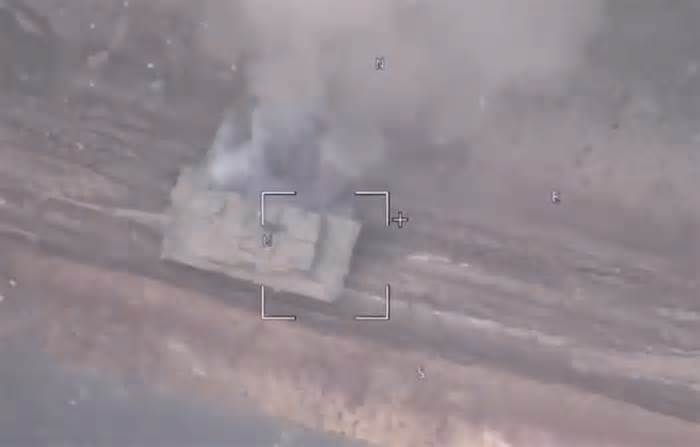 Video Nga hạ gục xe tăng Leopard của Đức ở Ukraina