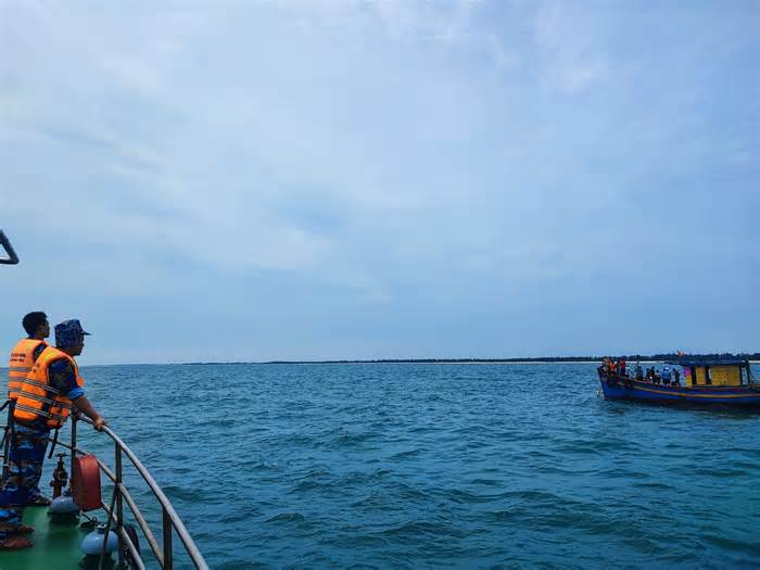 Tìm thấy ngư dân thứ 3 bị mất tích trên biển Quảng Trị