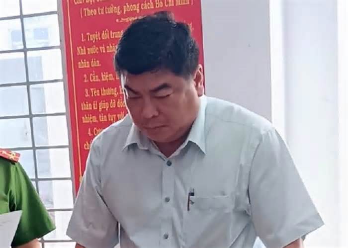 Bắt giam Phó Chủ tịch UBND TP Long Xuyên, An Giang