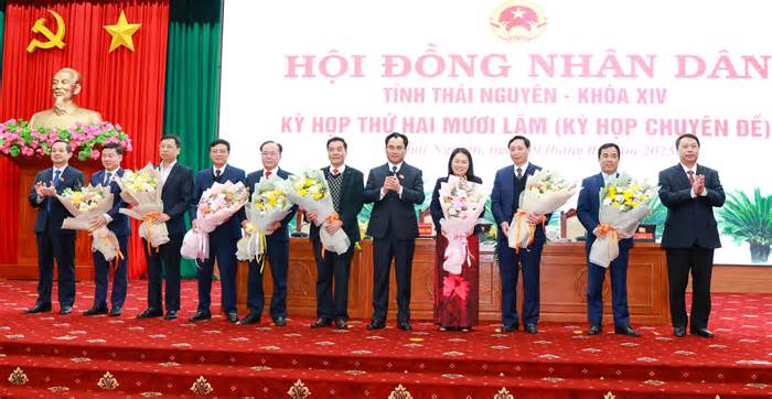 Miễn nhiệm 7 Ủy viên UBND tỉnh Thái Nguyên