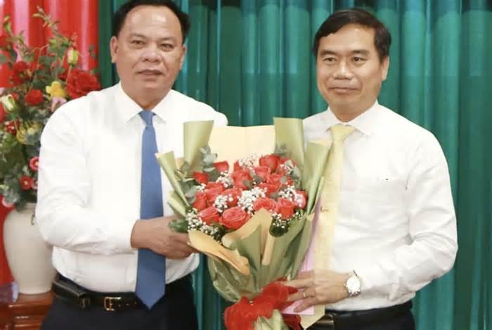 Ông Nguyễn Thế Phong được giao quyền Chủ tịch UBND huyện Nhơn Trạch