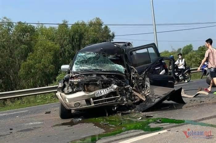 Tai nạn liên hoàn ở Đồng Nai, 6 người thương vong