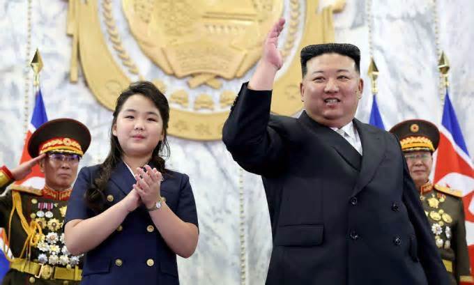 Hàn Quốc nói con gái 10 tuổi có thể kế nhiệm ông Kim Jong-un