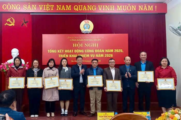 Công đoàn phường Yên Bái dẫn đầu phong trào thi đua ngay năm đầu thành lập