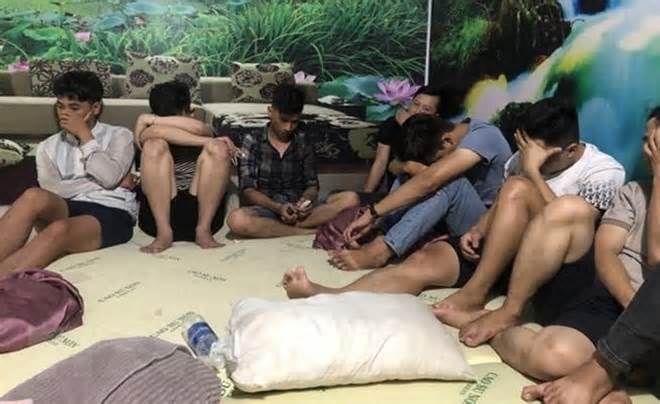 Phát hiện 19 thanh niên sử dụng ma túy trái phép trong nhà nghỉ ở Hưng Yên