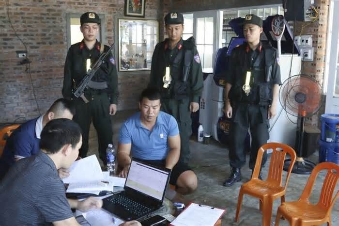 Phó giám đốc Trung tâm y tế ở Quảng Bình 4 ngày không đến cơ quan
