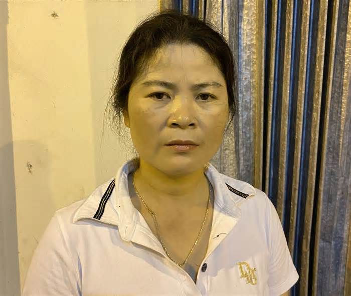 Khởi tố và tạm hoãn xuất cảnh 2 người phụ nữ gây rối trật tự tại cổng Công an Bắc Giang